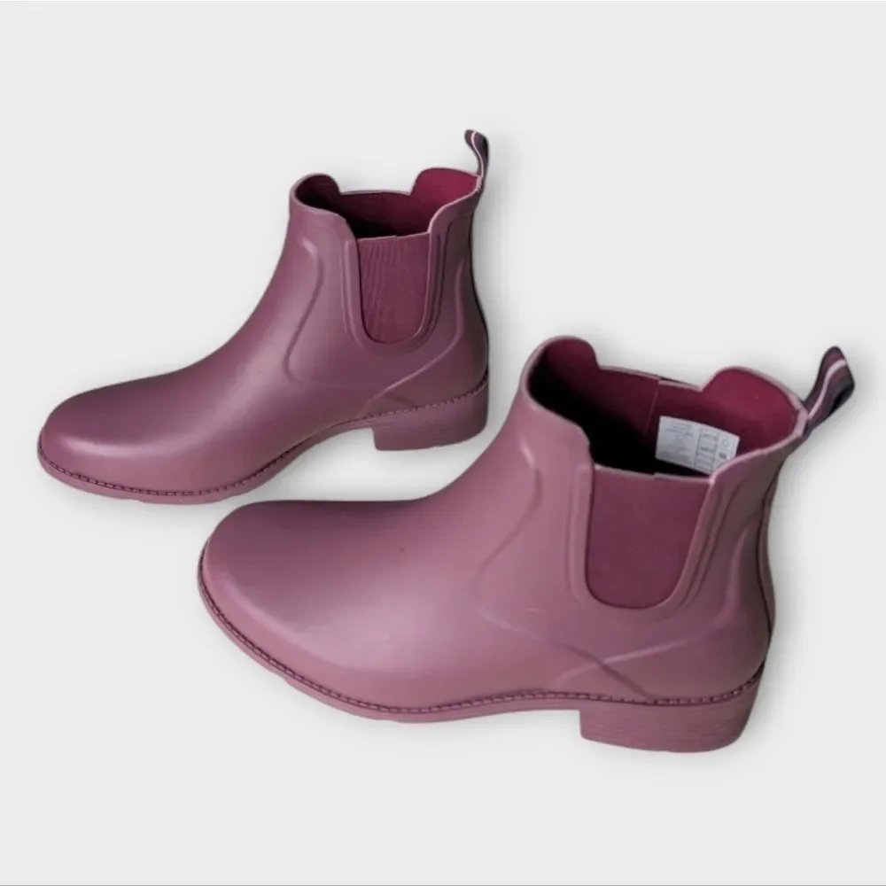 Lands End Royal Burgundy Pull On Heeled Chelsea Rain Booties 10 41.5